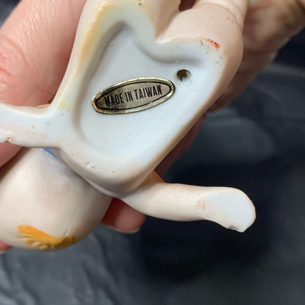 Kewpie Porcelain Baby Beige Vintage Angle Baby Collectable Playful Piano Baby - Picture 5 of 7